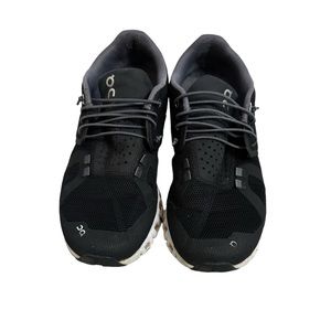 On cloud women’s size 8.5 used condition